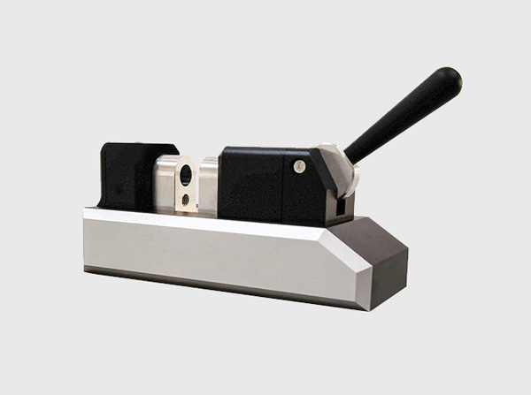 PM300 金属圆片冲孔仪